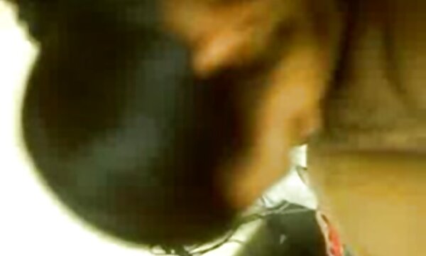 सबैभन्दा हट भारतीय पुरानो हजुरआमा xxx काकीको योनीलाई उनको प्रेमीले खुला र चाट्यो।